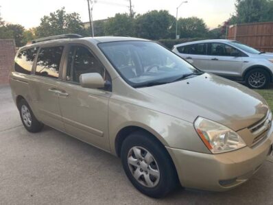 Salvaged 2009 Kia Sorento