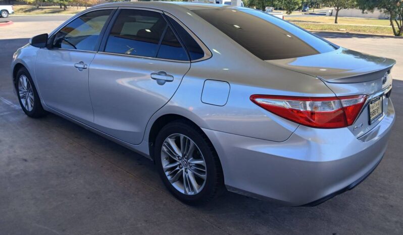 
								Used 2015 Toyota Camry full									