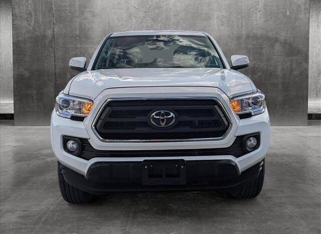 
								Used 2022 Toyota Tacoma full									