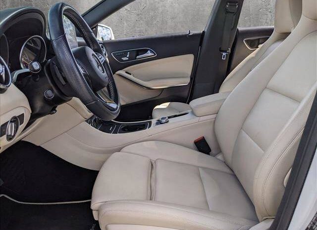 
								Used 2019 Mercedes-Benz C-Class full									