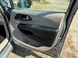 
										Used 2019 Chrysler Pacifica full									