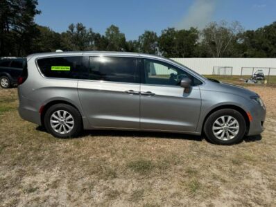 Used 2019 Chrysler Pacifica