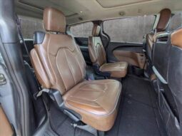 
										Used 2017 Chrysler Pacifica full									