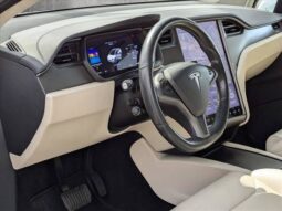 
										Used 2018 Tesla Model X full									