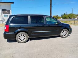 Used 2015 Chrysler Town & Country