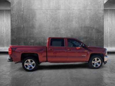 2018 Chevrolet Silverado 1500 Chevy Truck LT Crew Cab